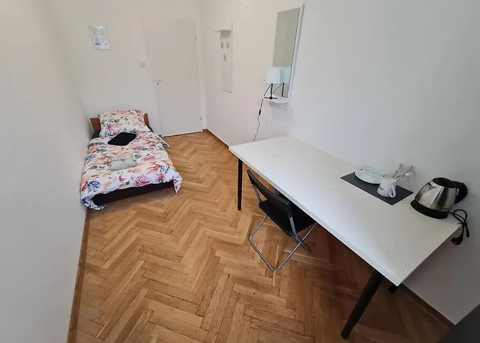 Fantastic Waw - O13 Room E